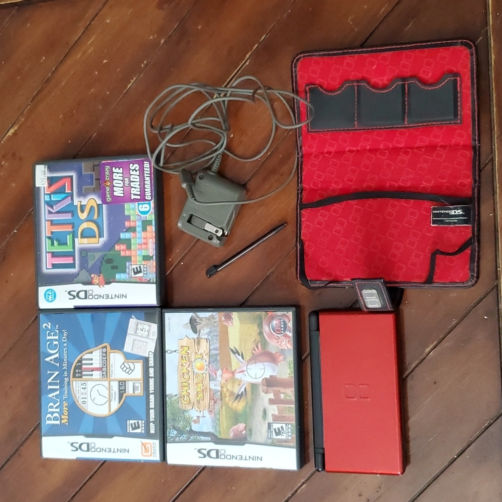 Nintendo DS lite
